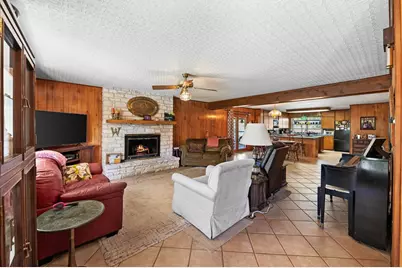 959 S Eagle St, Fredericksburg, TX 78624 - Photo 29