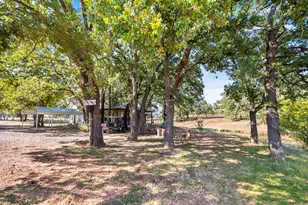 959 S Eagle St, Fredericksburg, TX 78624 - Photo 87