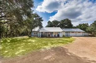 393 Marschall Creek Rd, Fredericksburg, TX 78624 - Photo 3