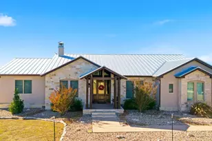 601 Garrison Rd, Fredericksburg, TX 78624 - Photo 1