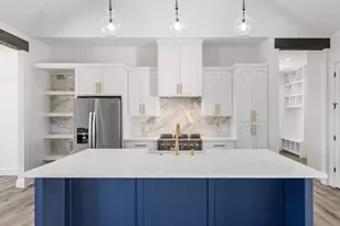 1827 N Foothills Dr, Kerrville, TX 78028 - Photo 27