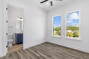 1827 N Foothills Dr, Kerrville, TX 78028 - Photo 7