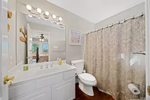 510 Oakland Hills Ln, Kerrville, TX 78028 - Photo 11