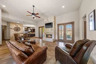 2928 Dry Hollow Dr, Kerrville, TX 78028 - Photo 5