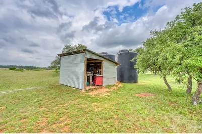 11446 N State Hwy 16, Fredericksburg, TX 78624 - Photo 9