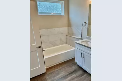 721 Madilynn Ct, Fredericksburg, TX 78624 - Photo 17