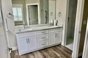 721 Madilynn Ct, Fredericksburg, TX 78624 - Photo 9