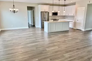 721 Madilynn Ct, Fredericksburg, TX 78624 - Photo 3