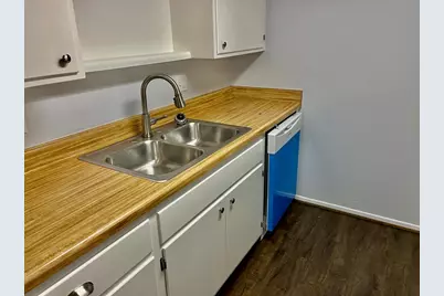 103 Trailmoor #10, Fredericksburg, TX 78624 - Photo 5