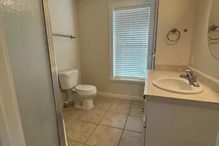 605 S Washington St, Fredericksburg, TX 78624 - Photo 19