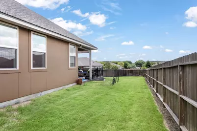 216 Riley Lane, Fredericksburg, TX 78624 - Photo 23