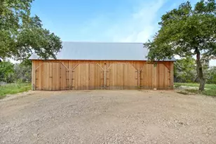 6507 N State Hwy 16, Fredericksburg, TX 78624 - Photo 85