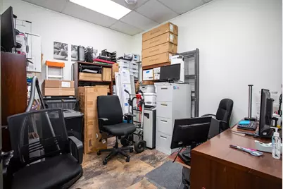 1603 E Main St, Fredericksburg, TX 78624 - Photo 7