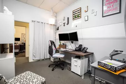 1603 E Main St, Fredericksburg, TX 78624 - Photo 15