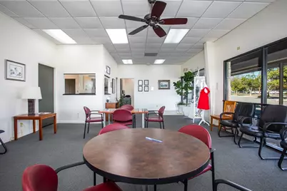 1603 E Main St, Fredericksburg, TX 78624 - Photo 3