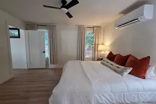 421 E Orchard St, Fredericksburg, TX 78624 - Photo 13