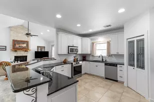 2747 Lower Crabapple Rd, Fredericksburg, TX 78624 - Photo 15