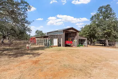 2747 Lower Crabapple Rd, Fredericksburg, TX 78624 - Photo 47