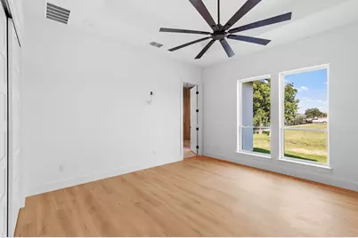 214 Woodcrest, Fredericksburg, TX 78624 - Photo 11