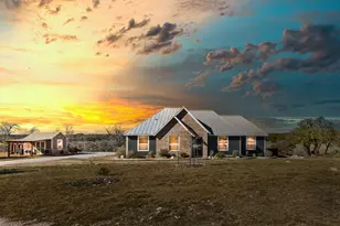 612 Sugar Creek Trail, Fredericksburg, TX 78624 - Photo 3