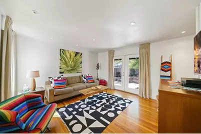 409 W Water St, Kerrville, TX 78028 - Photo 15