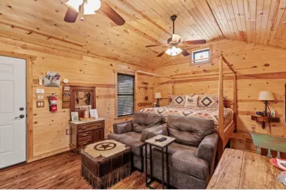 1447 Royal Oaks Loop, Fredericksburg, TX 78624 - Photo 81