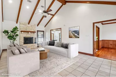 802 Avenue C, Fredericksburg, TX 78624 - Photo 11