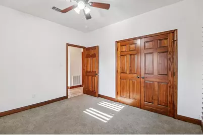 802 Avenue C, Fredericksburg, TX 78624 - Photo 19