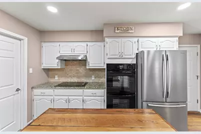 117 Holly Hill, Ingram, TX 78025 - Photo 11