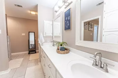 117 Holly Hill, Ingram, TX 78025 - Photo 17