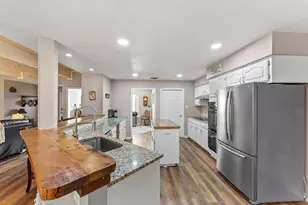 117 Holly Hill, Ingram, TX 78025 - Photo 9