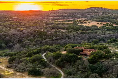 3220 Fall Creek Estates Dr, Spicewood, TX 78669 - Photo 37