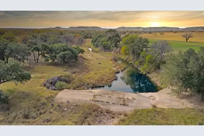 1129 Triple Creek Rd, Fredericksburg, TX 78624 - Photo 17