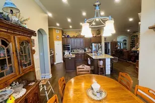 324 Ellebracht Dr, Fredericksburg, TX 78624 - Photo 11