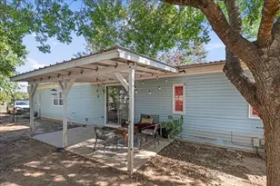 1411 C Democrat St, Blanco, TX 78606 - Photo 21