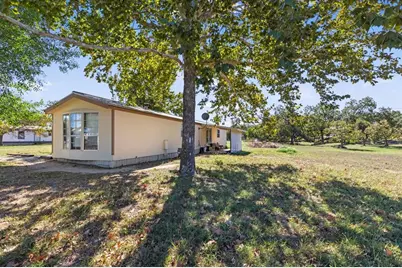 1411 B Democrat St, Blanco, TX 78606 - Photo 15