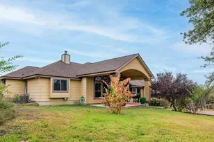 406 Cherry Mountain Loop, Fredericksburg, TX 78624 - Photo 25