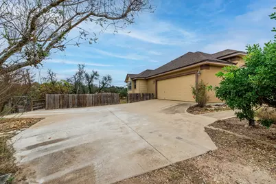 406 Cherry Mountain Loop, Fredericksburg, TX 78624 - Photo 3