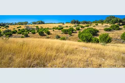 147 Cattlemans Crossing Dr, Kerrville, TX 78028 - Photo 3