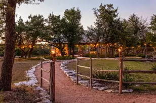 483 E Grand Oaks Dr, Harper, TX 78631 - Photo 7