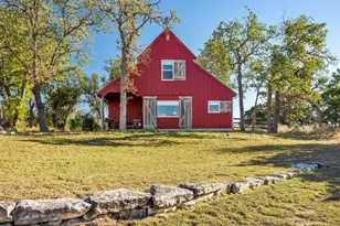 483 E Grand Oaks Dr, Harper, TX 78631 - Photo 45
