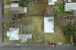 601 Bell St, Fredericksburg, TX 78624 - Photo 31