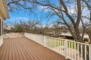 601 Bell St, Fredericksburg, TX 78624 - Photo 37