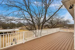 601 Bell St, Fredericksburg, TX 78624 - Photo 29