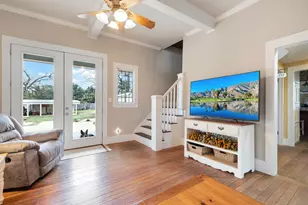 601 Bell St, Fredericksburg, TX 78624 - Photo 17