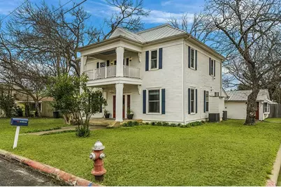 601 Bell St, Fredericksburg, TX 78624 - Photo 33