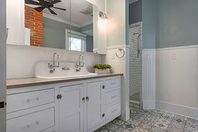 601 Bell St, Fredericksburg, TX 78624 - Photo 21