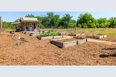 308 Oakhaven Ln, Fredericksburg, TX 78624 - Photo 37