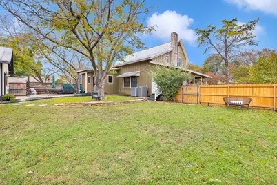 611 W Burbank St, Fredericksburg, TX 78624 - Photo 61