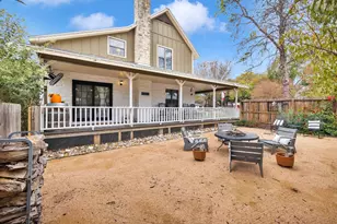 611 W Burbank St, Fredericksburg, TX 78624 - Photo 55